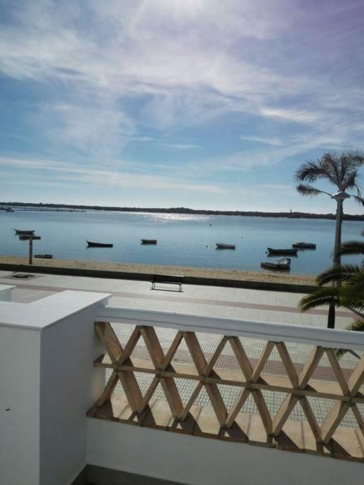 Apartamentos En Paseo Maritimo Ел Ромпидо Екстериор снимка