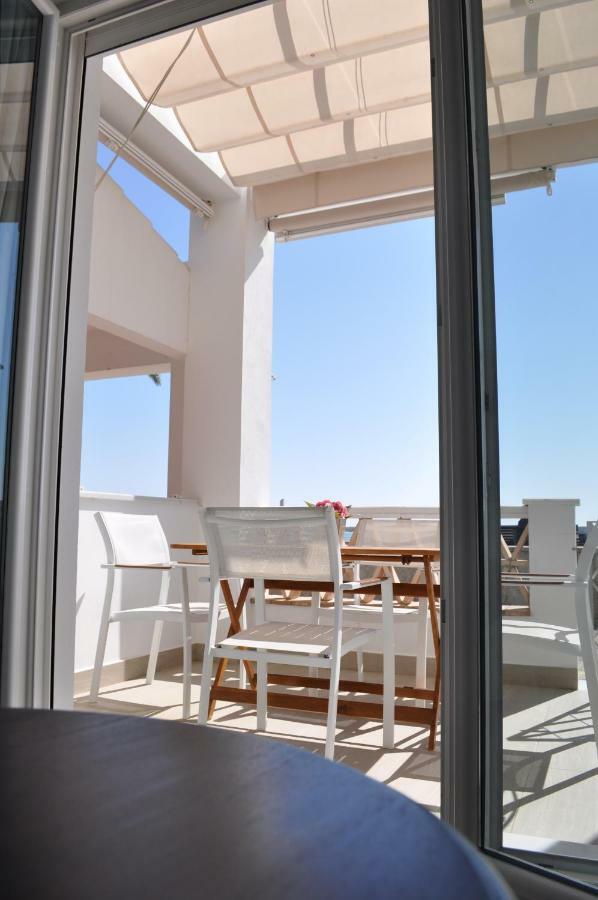 Apartamentos En Paseo Maritimo Ел Ромпидо Екстериор снимка