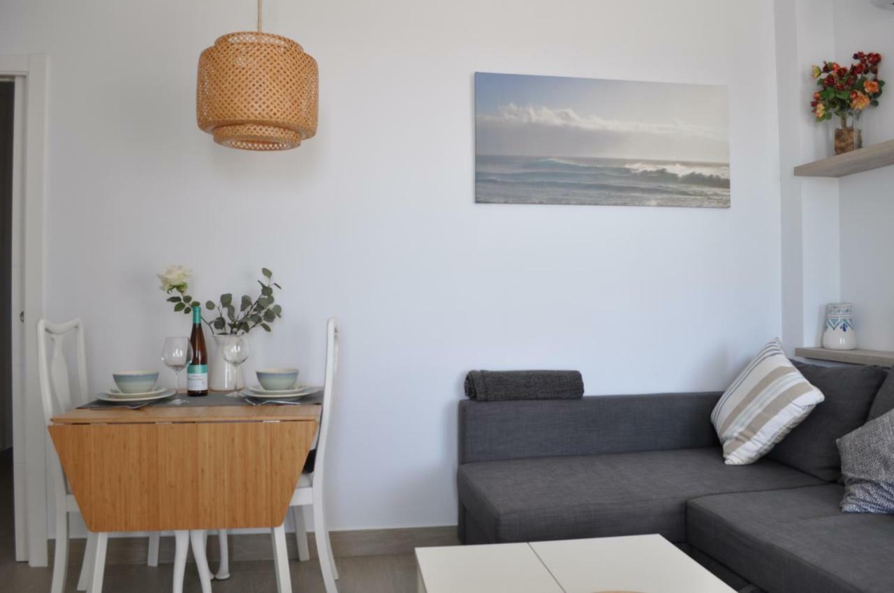 Apartamentos En Paseo Maritimo Ел Ромпидо Екстериор снимка