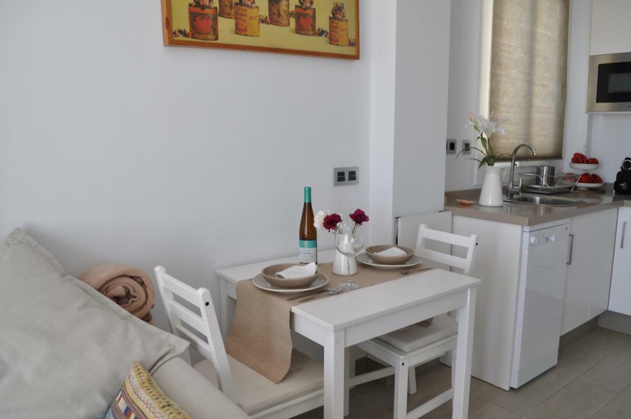 Apartamentos En Paseo Maritimo Ел Ромпидо Екстериор снимка