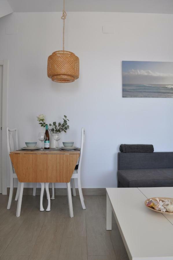Apartamentos En Paseo Maritimo Ел Ромпидо Екстериор снимка