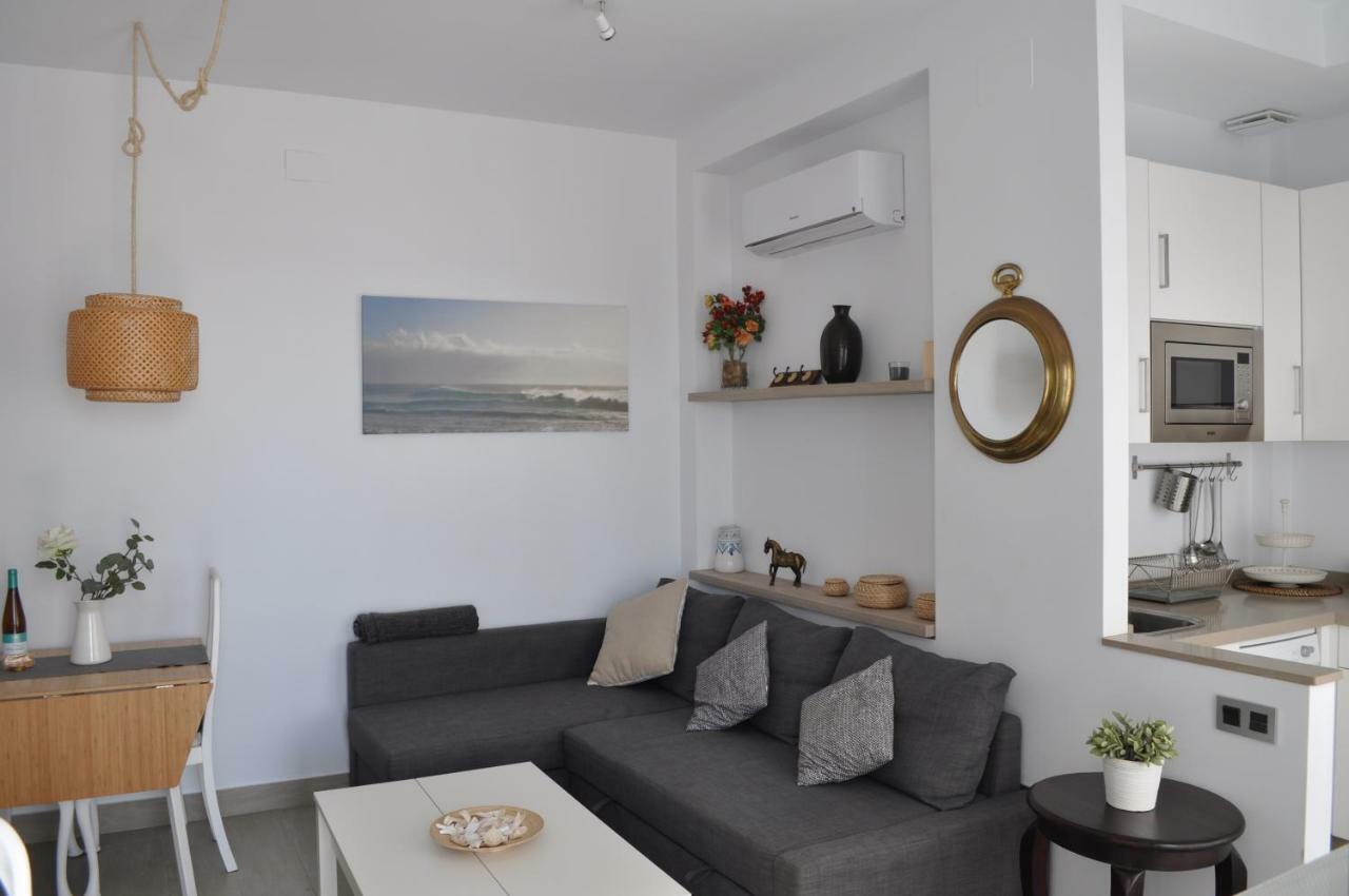 Apartamentos En Paseo Maritimo Ел Ромпидо Екстериор снимка